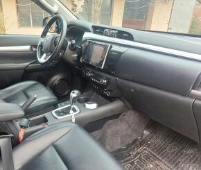 Toyota Hilux DC 2.4 I D-4D Executive A/T - 7