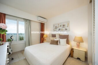 Na predaj apartmán s výhľadom na more v Puerto de Alcúdia - 7