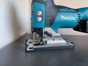 MAKITA DJV181 Akumulátorová priamočiara píla - 7