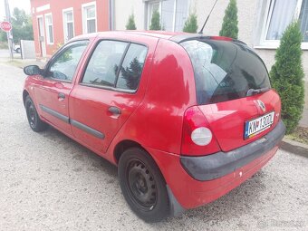 Renault Clio 1.5 DCI - 7