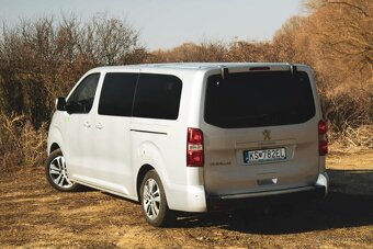 Peugeot Traveller Business VIP - 7