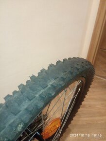 Predám detský bicykel 20" rockrider st 900 - 7