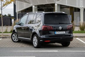 Volkswagen Touran 2.0 TDI Comfortline - 7