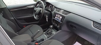 Škoda Octavia Combi 2.0 TDI Style DSG Možný Leasing - 7