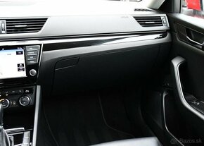 Škoda Superb 2.0TDi DSG L&K ACC DCC CARPLAY 110 kw - 7