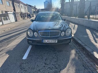 Mercedes benz e220 - 7