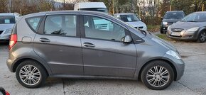 Mercedes-Benz A 160 1.5i 70 kW benzin rok 2010 - 7