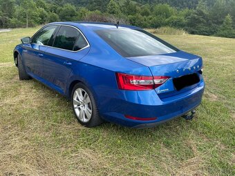 Škoda Superb 2.0 TDI SCR Style - 7