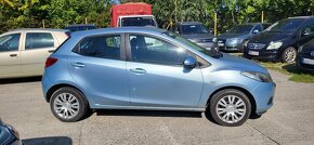 Mazda 2 1.4 HDI rok 2009 - 7