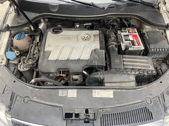 Predám VW Passat B6 sedan 2.0TDI - 7