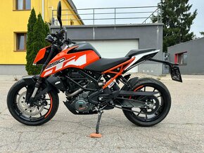 2017 KTM DUKE 250 ABS prodej na ND, naj. 7 km - 7