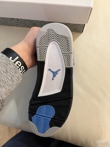 Jordan 4 modre - 7