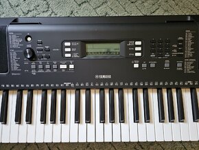 Predám klavír YAMAHA PSR-E373 - 7