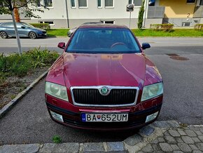 Škoda octavia benzín rok 2005 - 7