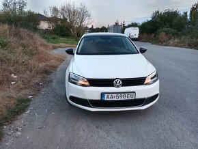 Predam vw Jetta 1,6 d 77kw rok 2013 - 7