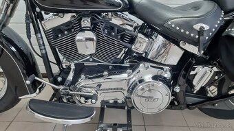 Harley Davidson Heritage Softail Classic FLSTC 2013 - 7