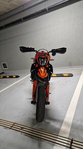 KTM 690 SMC-R - 7