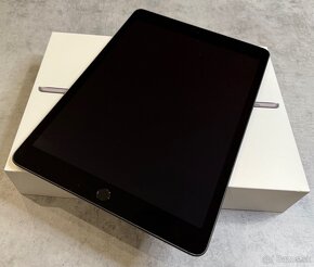 Apple iPad 2021 10.2-inch iPad Wi-Fi 64GB - Vesmírne šedý - 7