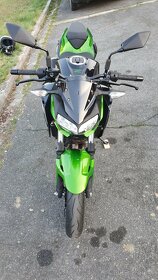 Kawasaki Z400 - 7