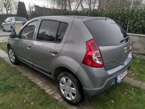 Dacia sandero 2011 - 7