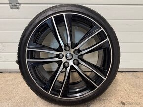 Orig alu Seat R19 5x112 + letné pneu 235/35 R19 - 7