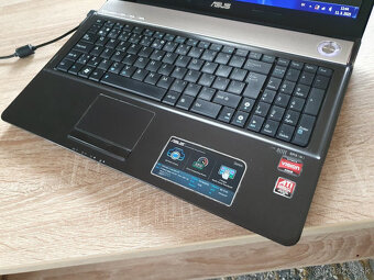 Asus N61D 16" - 7