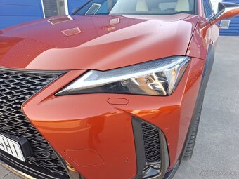 Lexus UX F-SPORT - 7