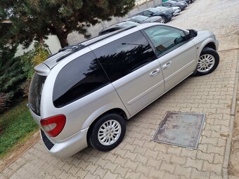 Chrysler Voyager 2.8 CRD LX A/T 150k 7-Miestne (diesel) - 7