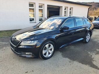 ŠKODA SUPERB COMBI 2.0 CRTDI 140KW DSG 4X4 - 7