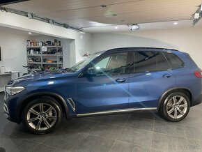 BMW X5 XDRIVE30D  A/T,  195 kw - 7