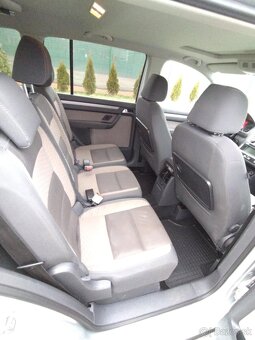 VW Touran Cross 2,0 - 7