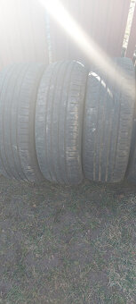 Nokian 225/60 R18 - 7