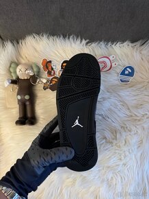 Jordan 4 - 7