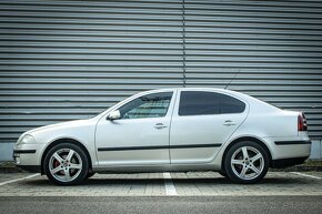 ŠKODA OCTAVIA 1.9 TDI DSG ELEGANCE - 7