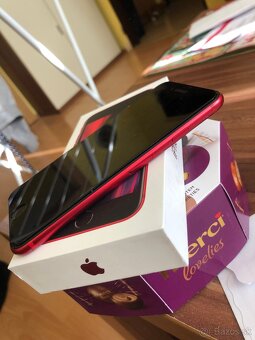 iPhone se 2020 red(128gb) - 7