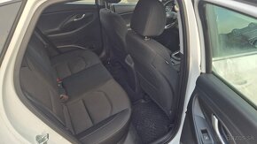 Hyundai i30 Fastback 1.4 T-GDi Style Zaruka - 7