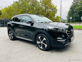 Hyundai Tucson 2,0CRDI  136kw 4x4 2018/3 114999km - 7