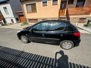 Peugeot 206+ 1.4i 2012 - 7