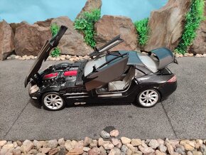 Prodám model 1:18 Mercedes Benz SLR - 7