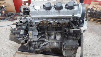 Motor + prevodovka prislusenstvo Honda civic Vii d14z6 - 7