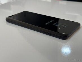 Samsung A8 4/32GB dobrý stav - 7