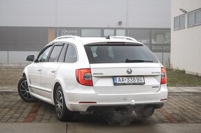 Škoda Superb Combi 1.6 TDI CR DPF Ambition - 7