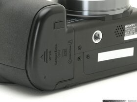Sony CyberShot DSC-V3 - 7