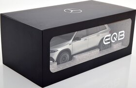 MERCEDES BENZ EQB - 1:18 NZG - 7