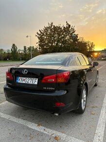 Lexus IS220d - 7