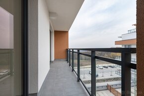 POSLEDNÝ 2 IZBOVÝ BYT S VEĽKOU 26m2 TERASOU | PANORÁMA | HOL - 7