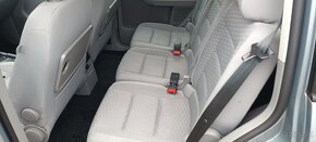 Volkswagen Touran 1.9 TDI - 7