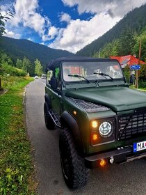 Land Rover Defender Soft Top - 7