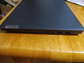 Lenovo IdeaPad 5 - 7