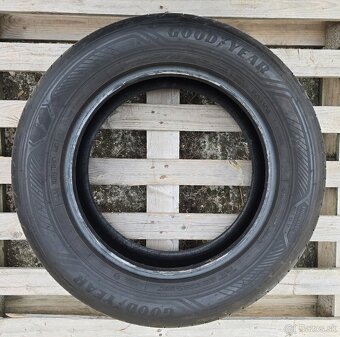 LETNÉ PNEUMATIKY GOODYEAR 215/55 R17 99V - 7